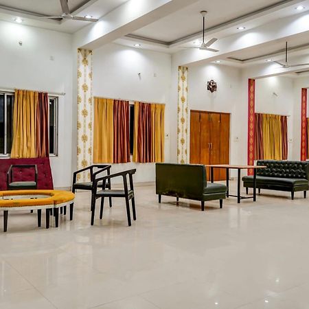 Hotel O Welcome Sri Rāipur المظهر الخارجي الصورة